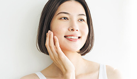 肌質年齢問わず美しく潤う素肌に